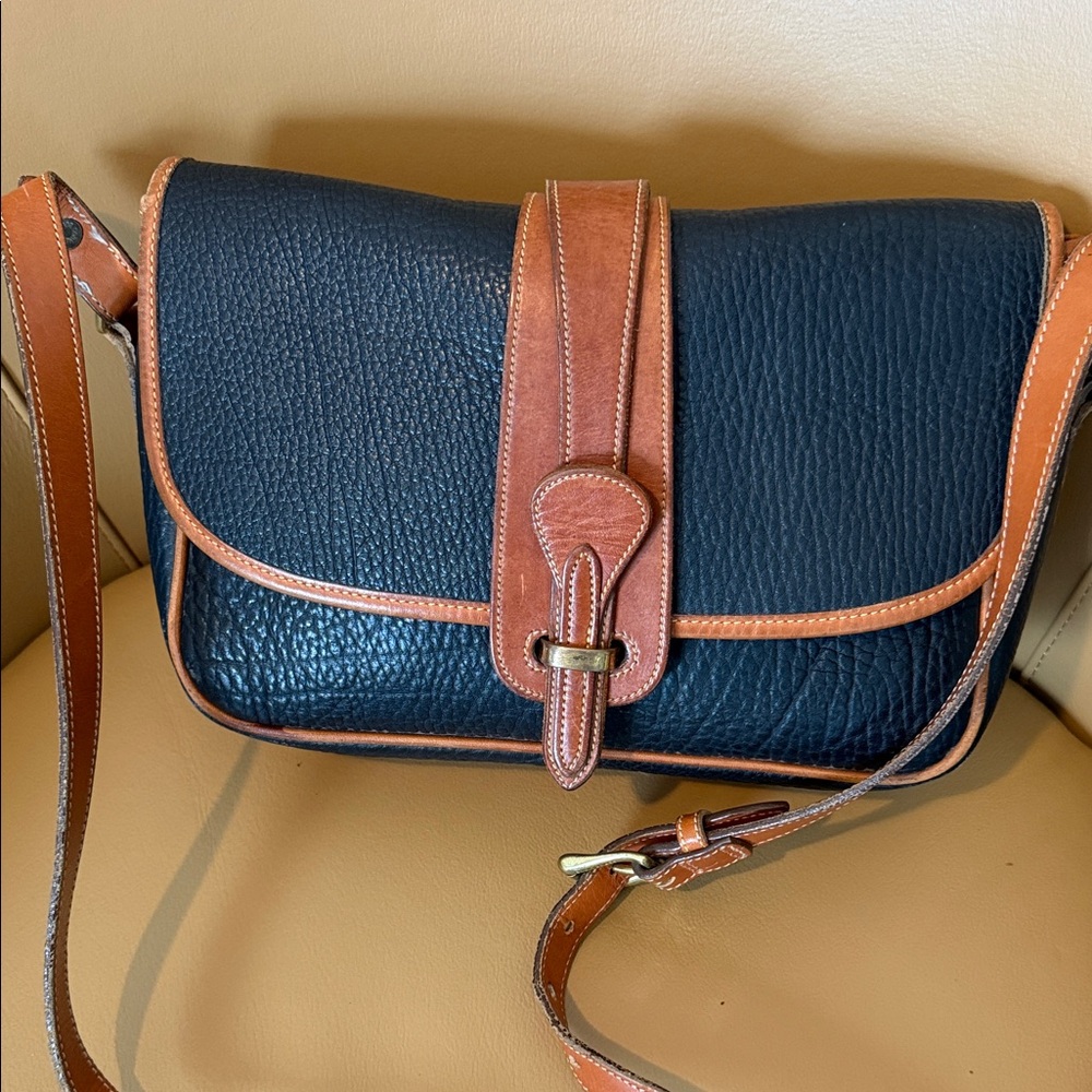 Dooney & Bourke Vintage Black and Brown Leather Shoulder Bag